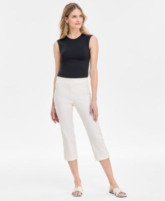 JM Collection - Petite Mid-Rise Lace-Trim Pull-On Capri