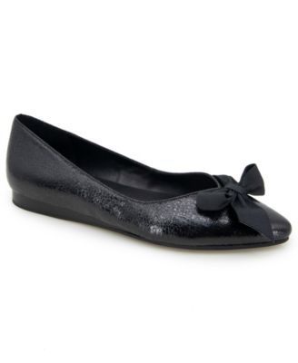 Kenneth Cole Reaction